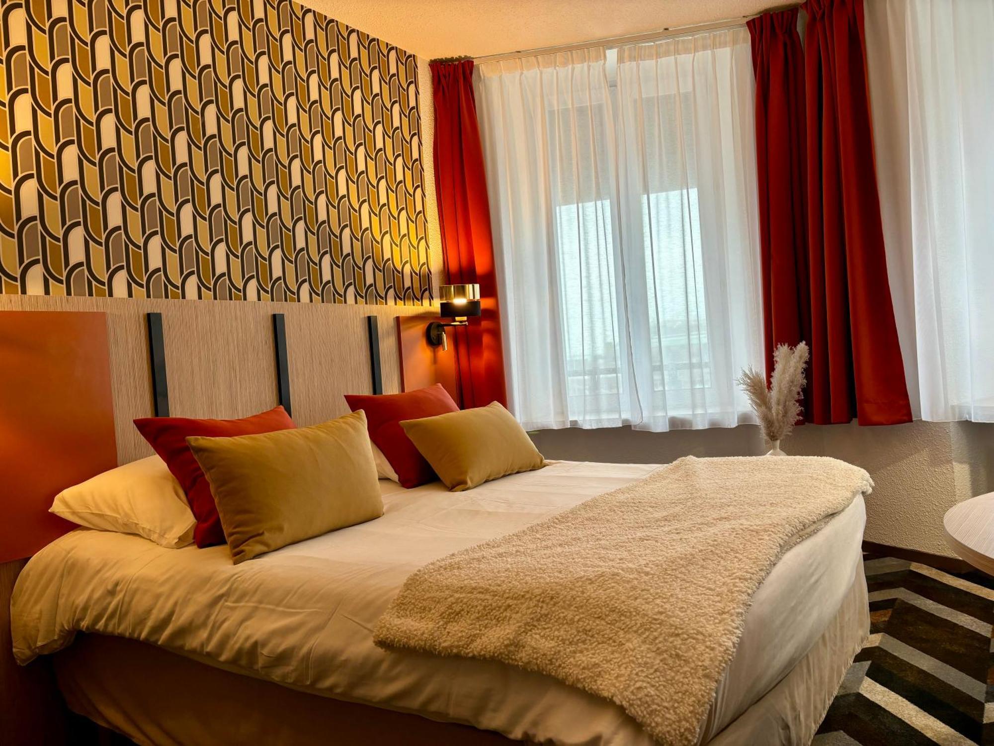 Ambassadeur Hotel - Cherbourg Port De Plaisance Dış mekan fotoğraf