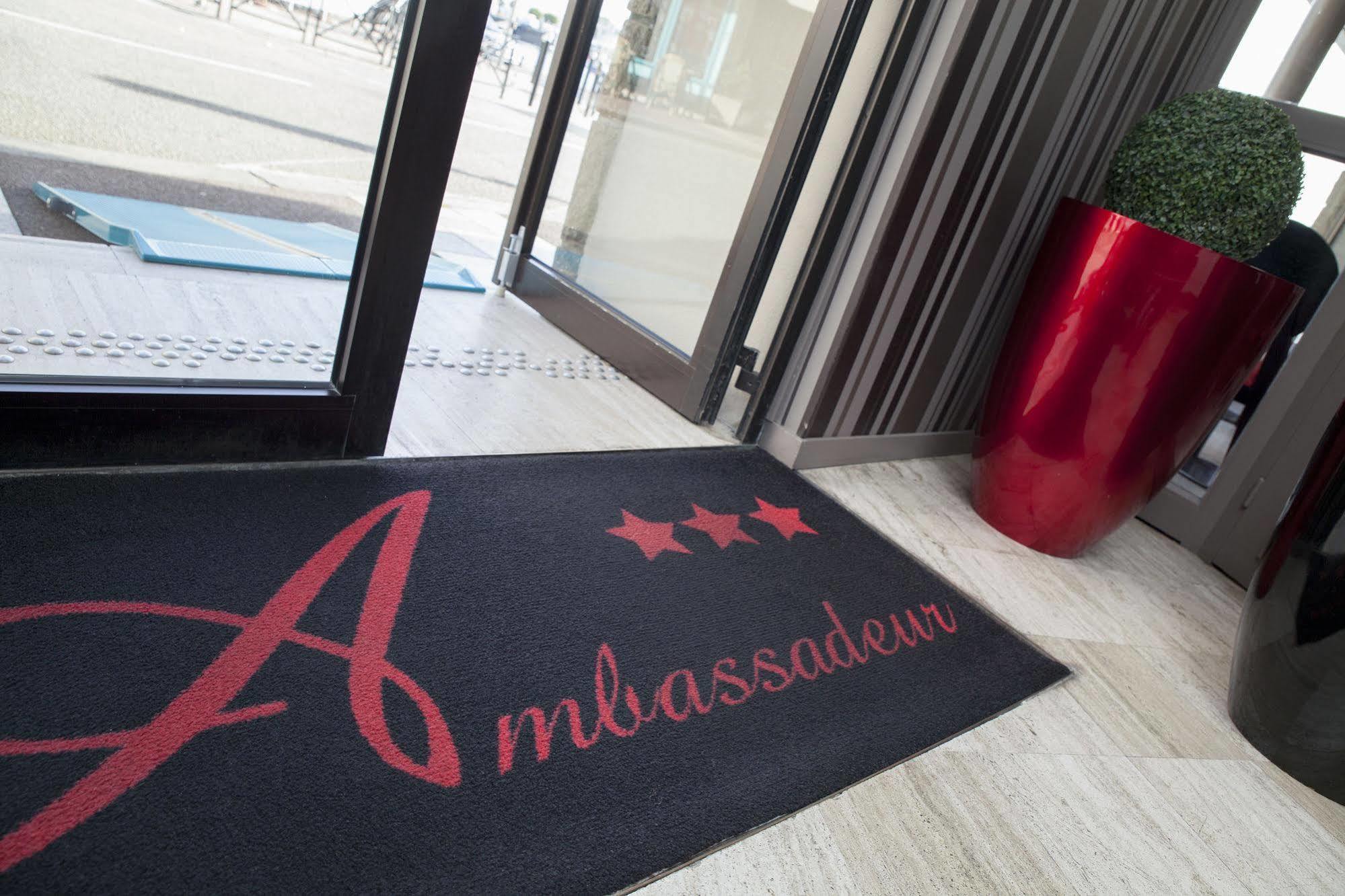 Ambassadeur Hotel - Cherbourg Port De Plaisance Dış mekan fotoğraf
